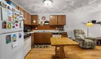 569 Smithfield Rd 24, North Providence, RI 02904