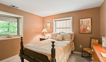 207 Kelly Rd E, Boulder, CO 80302