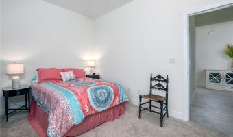 6268 ROADSTEAD Ct, Apollo Beach, FL 33572