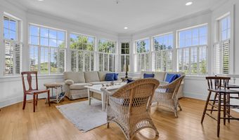 634-640 East Ave, Bay Head, NJ 08742