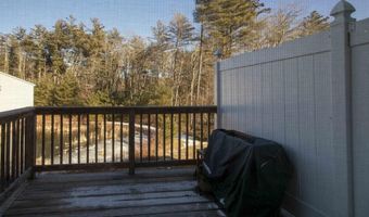 77 Trail Haven Dr 77, Londonderry, NH 03053