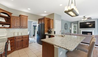 138 Woodhill Rd, Bardstown, KY 40004
