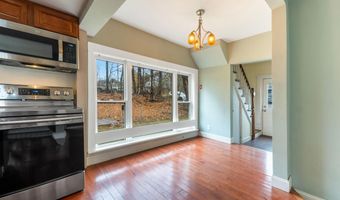 44 Mary Carroll St, Auburn, ME 04210