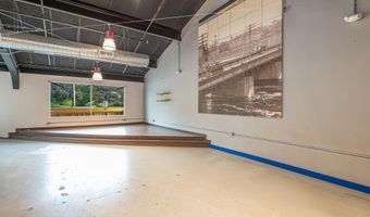 1110 Minot Ave, Auburn, ME 04210