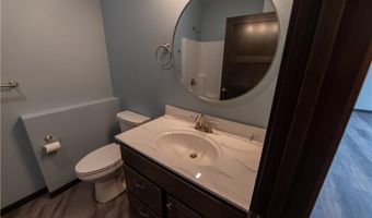 1368 Cypress Ct, Altoona, WI 54720
