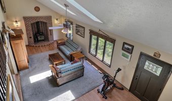146 Algonquin Trl, Albrightsville, PA 18210