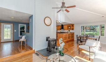 63 Duck Cove Rd, North Kingstown, RI 02852