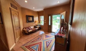 6135 Martha Dr, Aurora, IN 47001