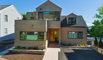 34 Howard Ave, Branford, CT 06405