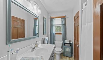 111 Peeptoad Rd, Scituate, RI 02857
