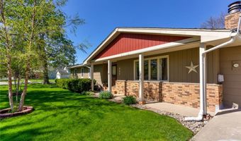 207 Hatton Ave, Dallas Center, IA 50063