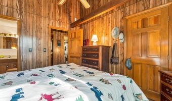 120 Big Barndoor Is, Alton, NH 03810