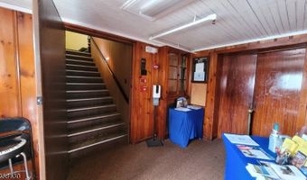 757 Avenue C, Bayonne, NJ 07002