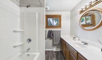 1112 Forest St, Brookings, SD 57006