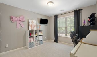 824 Port W Dr, Auburn, GA 30011
