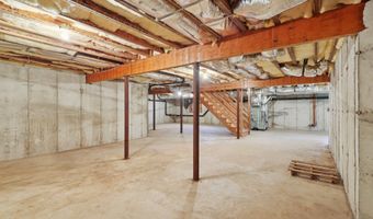 752 Matthews St, Bristol, CT 06010
