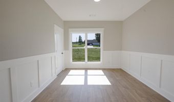 1068 Creekwood Cir, Bauxite, AR 72011