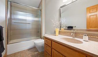 4211 NW Lower Village Rd, Bend, OR 97703
