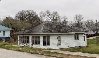 1004 N Washington St, Bicknell, IN 47512