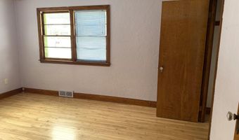 7892 OLD 101 Rd, Armstrong Creek, WI 54103