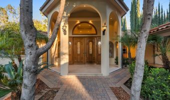 4446 Hayvenhurst Ave, Encino, CA 91436