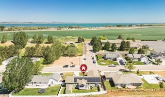 490 Snowflake St, American Falls, ID 83211