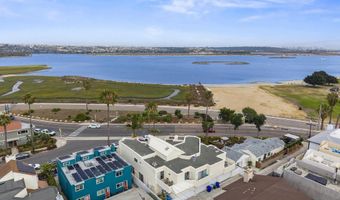 3822 Sequoia St, San Diego, CA 92109