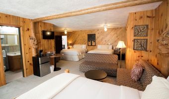 355 S WASHINGTON St, Afton, WY 83110