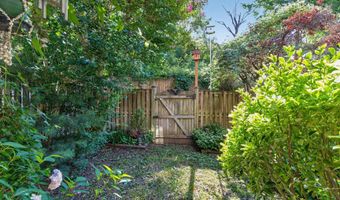6109 GARDENIA Ct, Alexandria, VA 22310