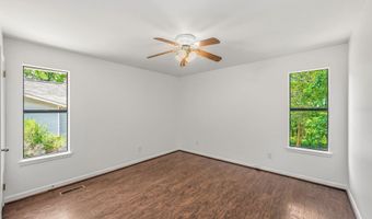 132 PORTSOUTH Ln, Alabaster, AL 35007