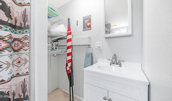 828 BERYL Dr, Apache Junction, AZ 85119