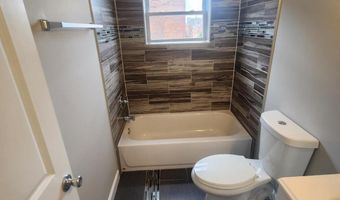 1827 MCCULLOH St, Baltimore, MD 21217