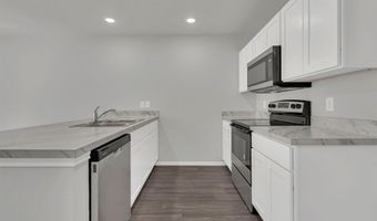 135 Sienna Dr, Alvord, TX 76225