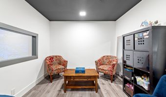 489 Hoyt St, Darien, CT 06820