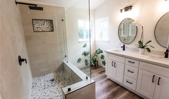 1657 Mission Meadows Dr, Oceanside, CA 92057