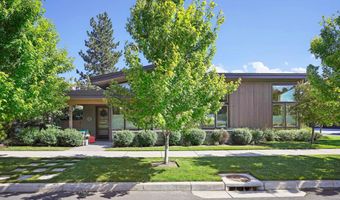 2749 NW Shields Dr, Bend, OR 97703