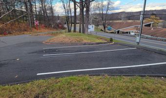 366 Federal Rd, Brookfield, CT 06804