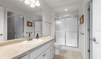 2215 E TUSCANY Way 62, Appleton, WI 54913