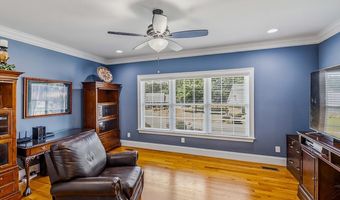 821 E Golden View Ln, Boiling Springs, SC 29316