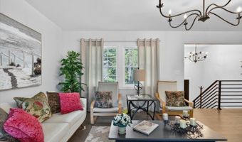 62 Barry Dr, Alloway, NJ 07422