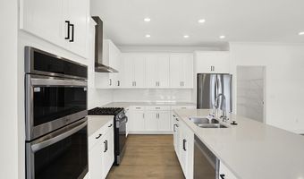 5062 Foxley Park Ln, Avon, IN 46123