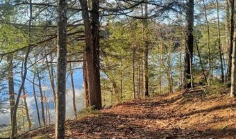 915 Augusta Rd, Belgrade, ME 04917