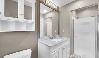 21 Birch St, Beachwood, NJ 08722