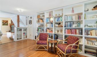 725 YATES St, Orlando, FL 32804