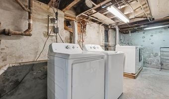 82 E 26TH St, Bayonne, NJ 07002