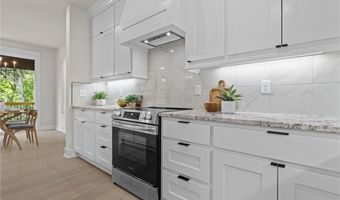 30 Cromer Dr, Bella Vista, AR 72715
