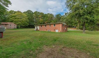 272 Cheyenne Cir, Asheboro, NC 27205