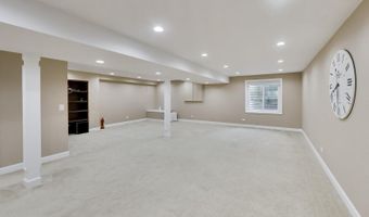 501 Tuscany Dr, Algonquin, IL 60102