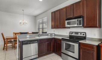 5808 HIDDEN FALLS Ln, Apollo Beach, FL 33572