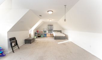 110 Oakwood Cir, Bristol, CT 06010